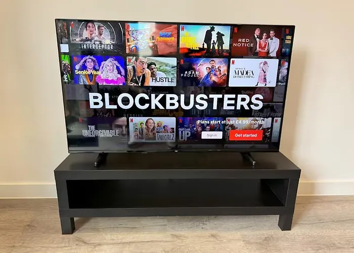 Modern - Free Parking York